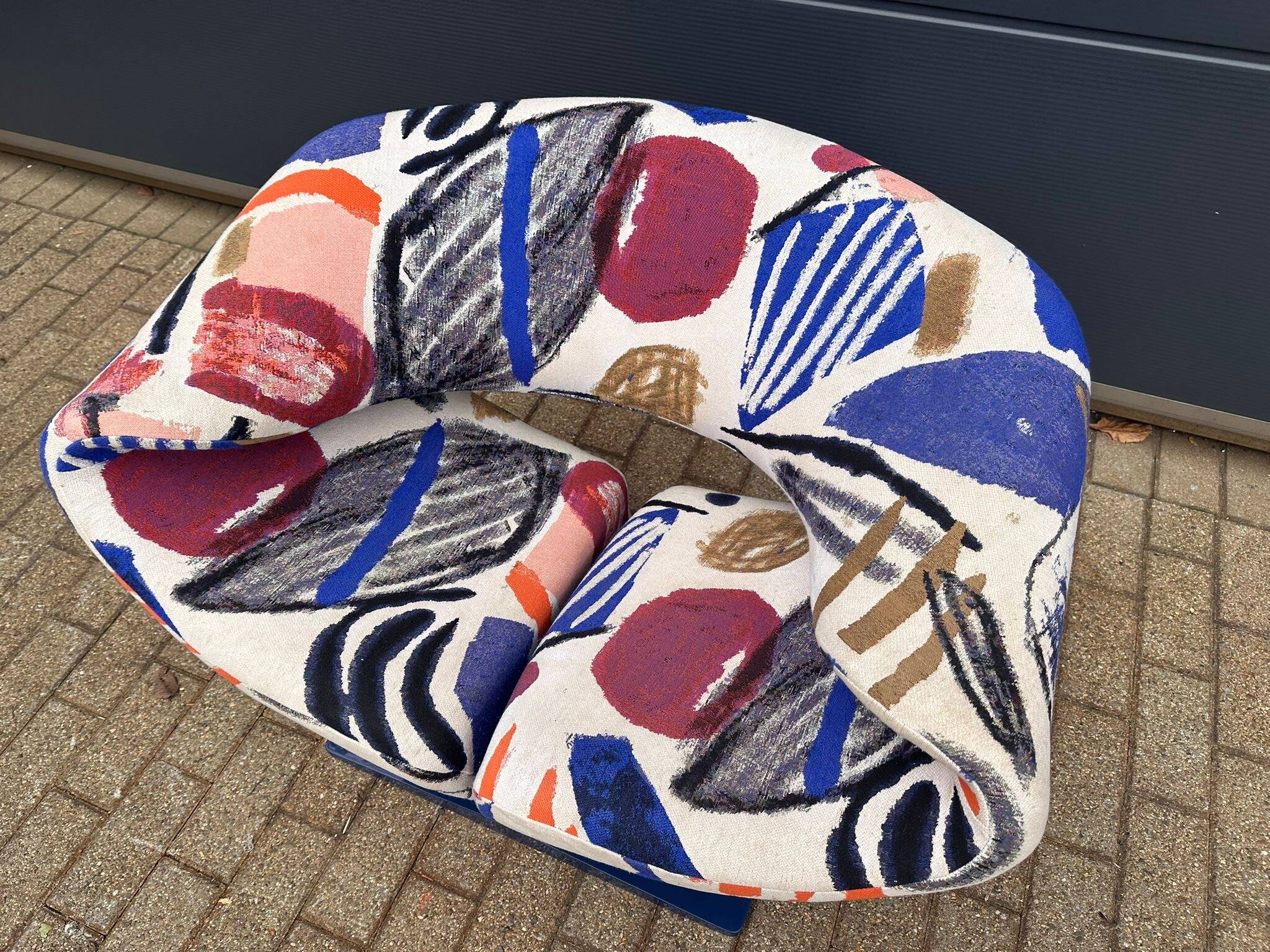 Artifort Ribbon chair by Pierre Paulin, Pierre Frey: The Painter's Canvas