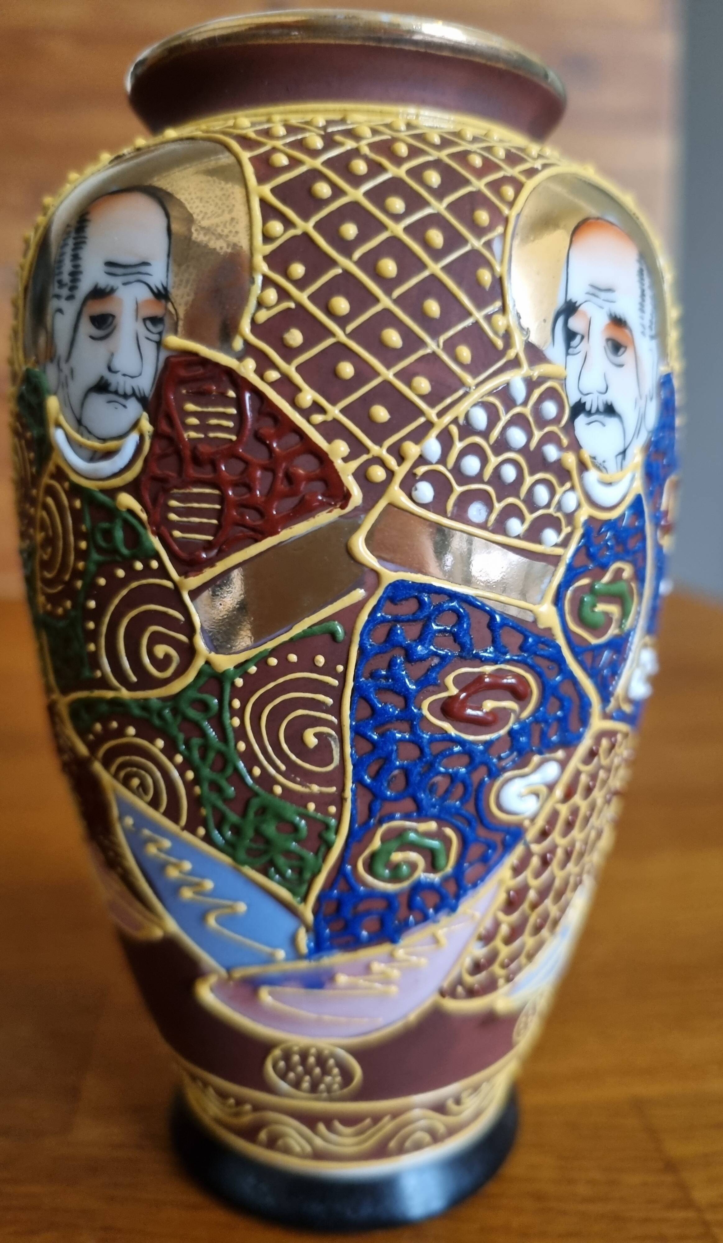 Set of 2 Japanese Satsuma ceramic vases