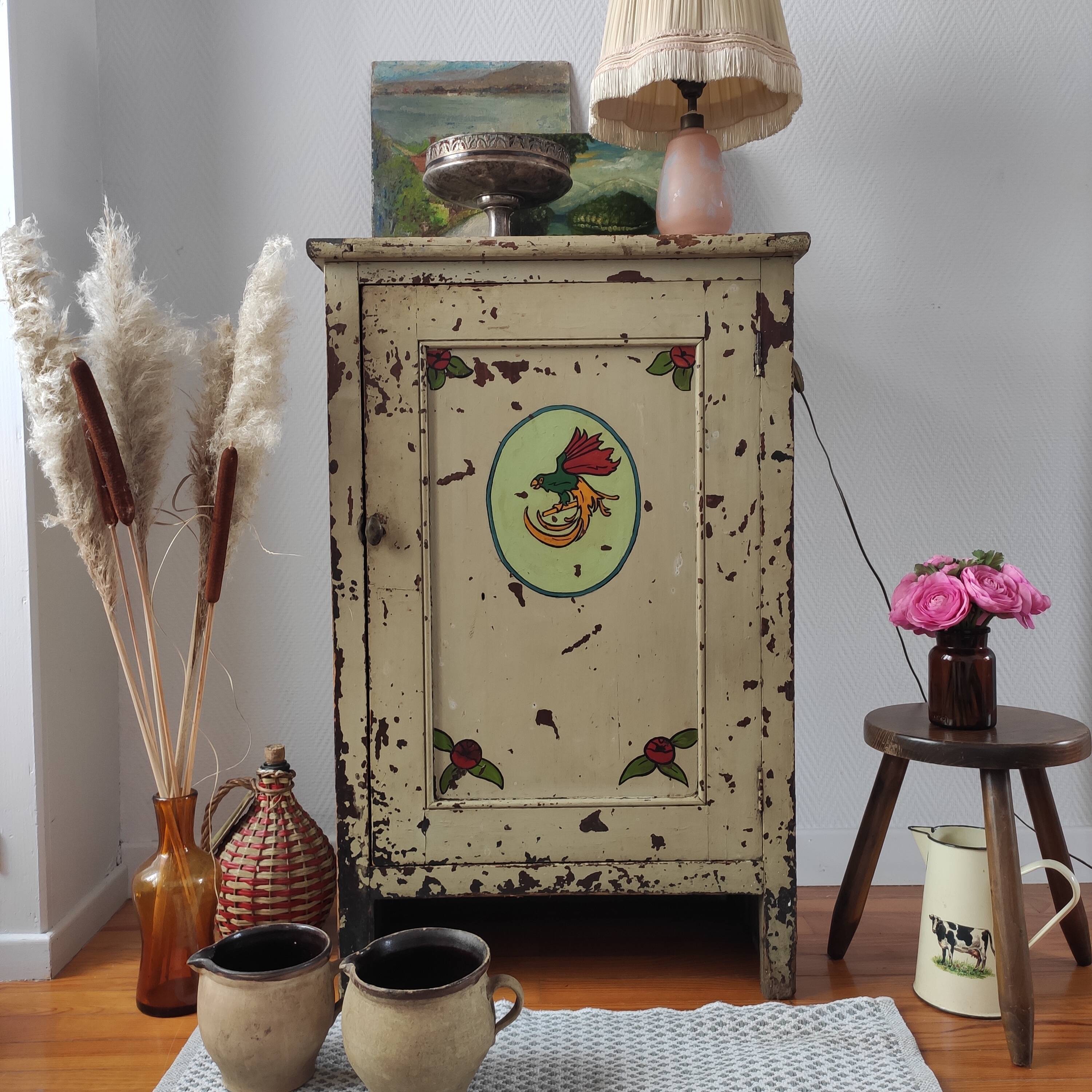 Parisian buffet old jam maker