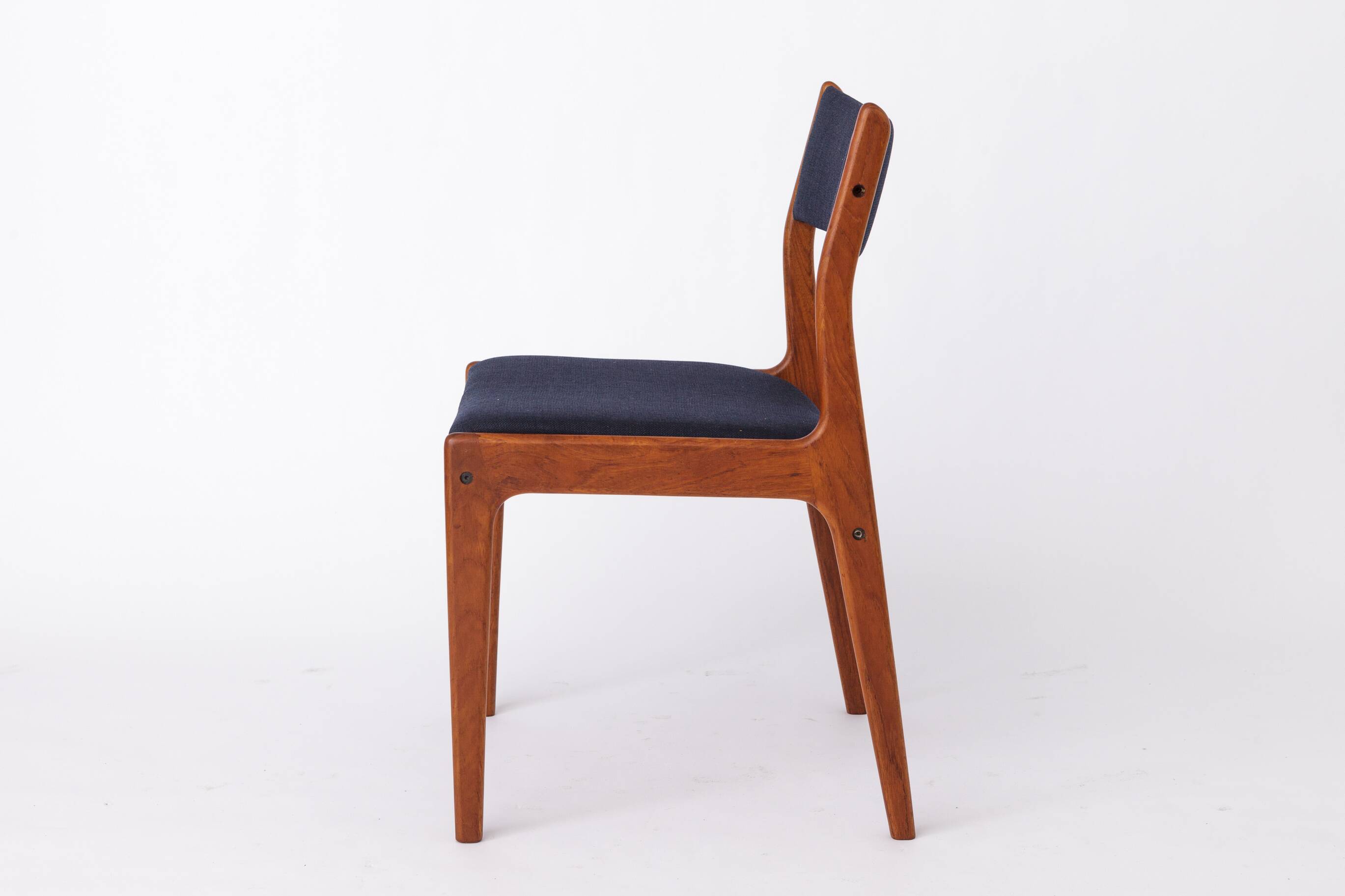 Set of 4 Vintage Danish Teak Chairs | Johannes Andersen | Idum Møbelfabrik