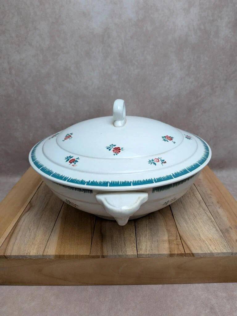 Antique ironstone soup tureen L’Amandinoise