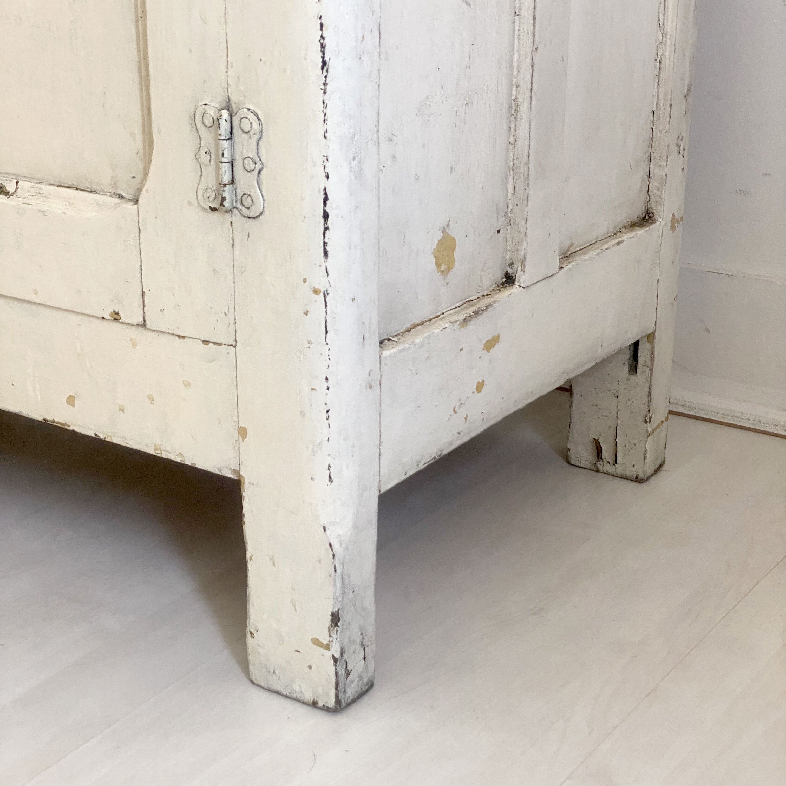 Vintage parisian buffet 50's