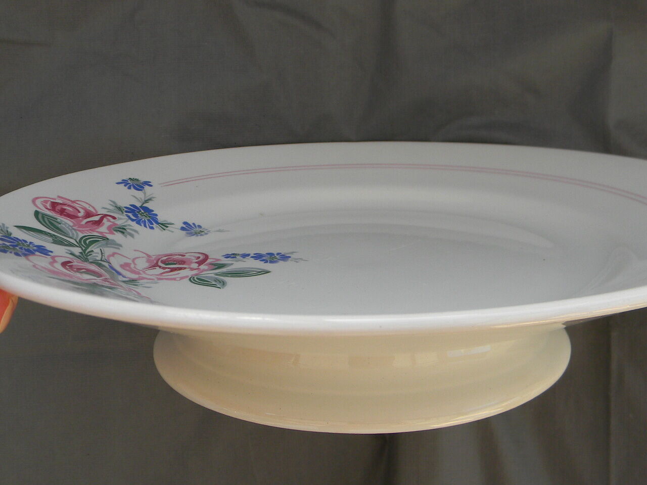 Cake plate, earthenware cup from luneville