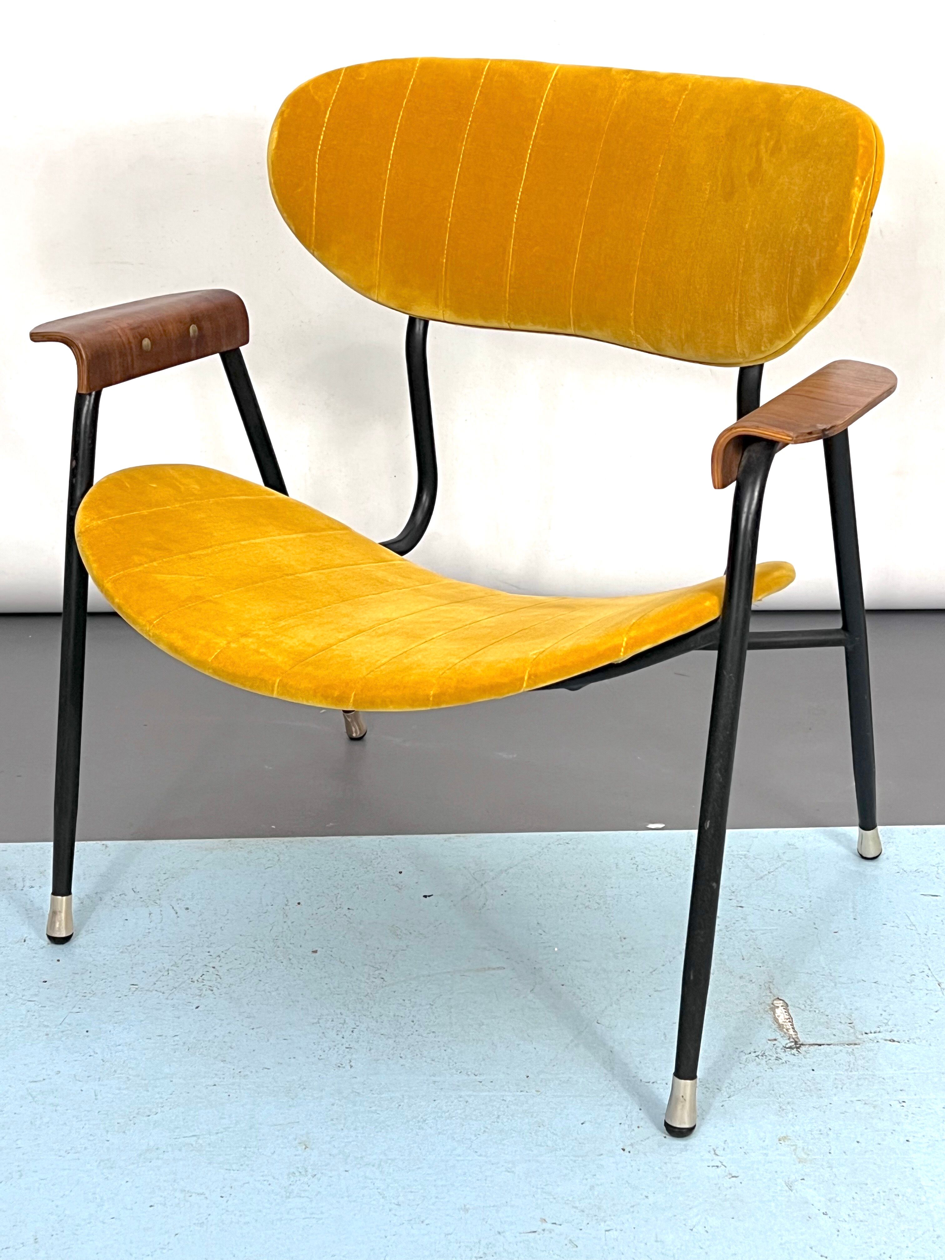 Vintage yellow velvet chair by Gastone Rinaldi for Rima. Italy 1950s