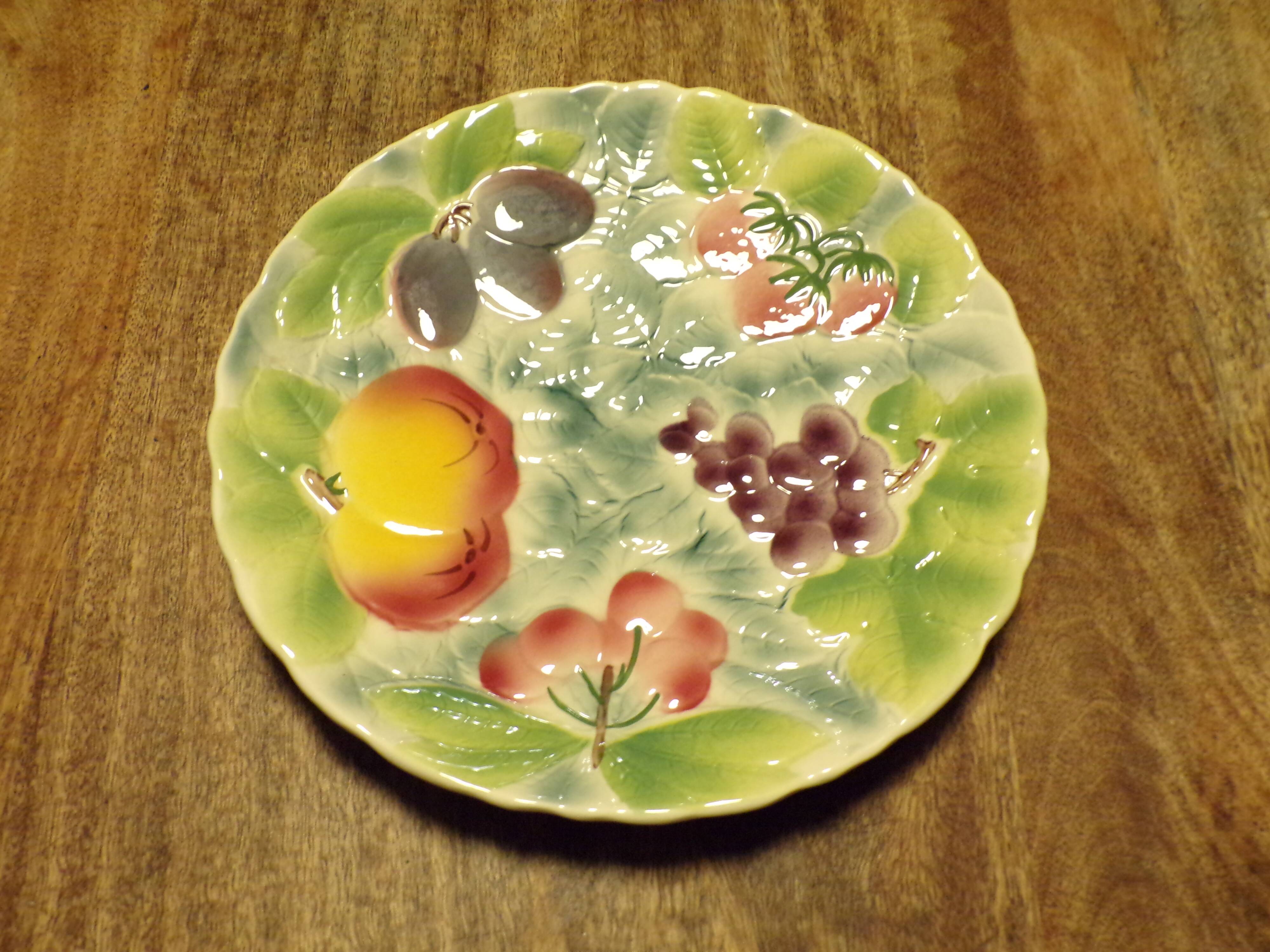 St Clément Barbotine dish with fruit decoration
