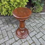 Robust Vintage Wooden Plant Stand, Oak Pedestal Table, Mid Century Pillar for Plants, Rustic Farmhouse Decor, Sturdy Home Accent