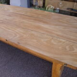 Farm table