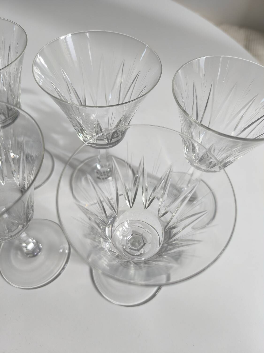 Set of 7 chiseled crystal glasses