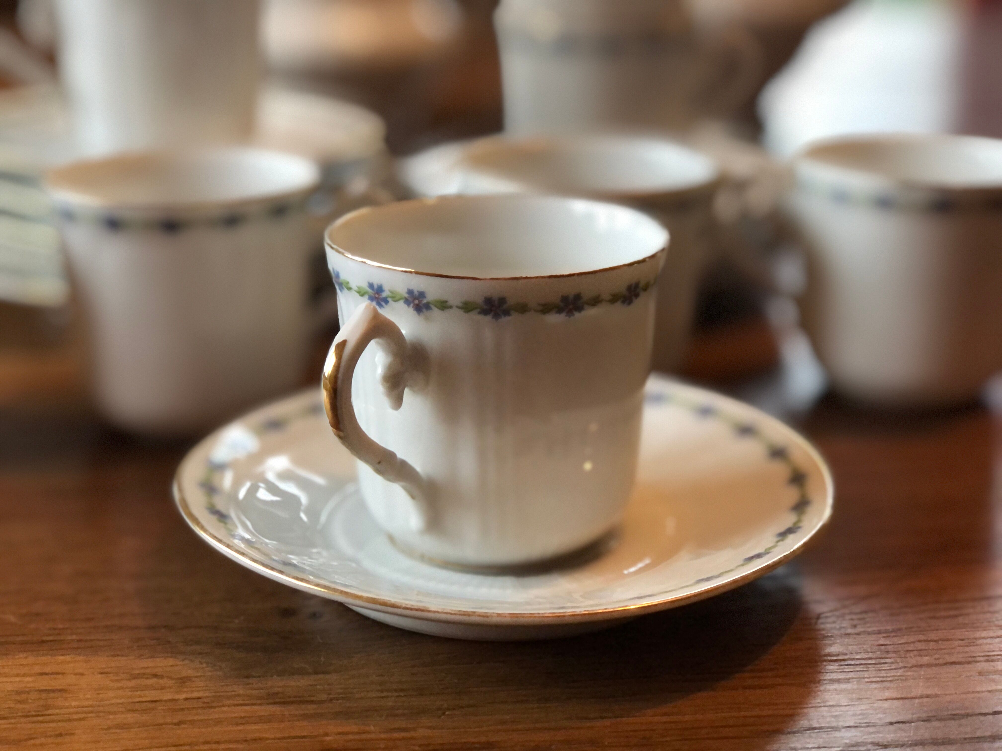 Set of 9 cups and old saucers from Limoges