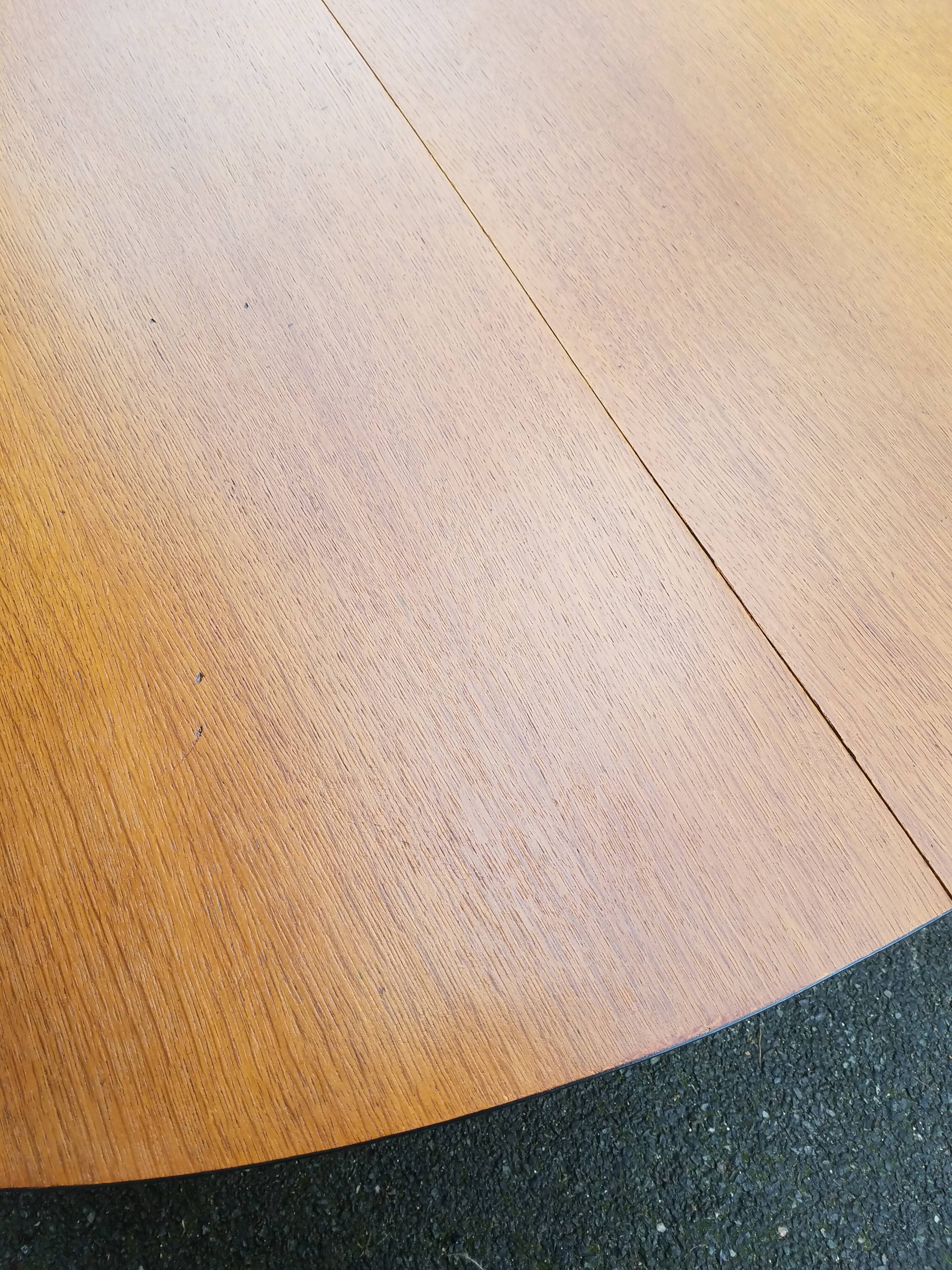 Liftable coffee table