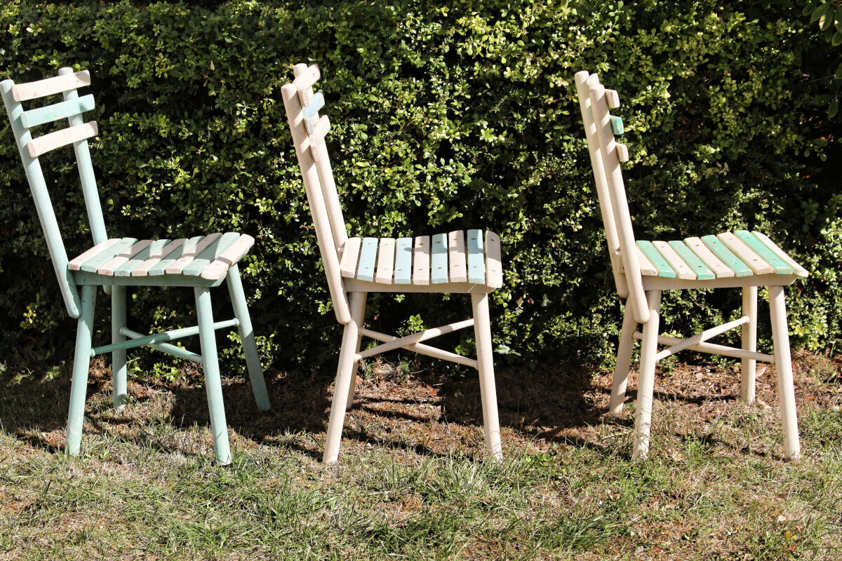 Set of 3 slatted wooden garden chairs