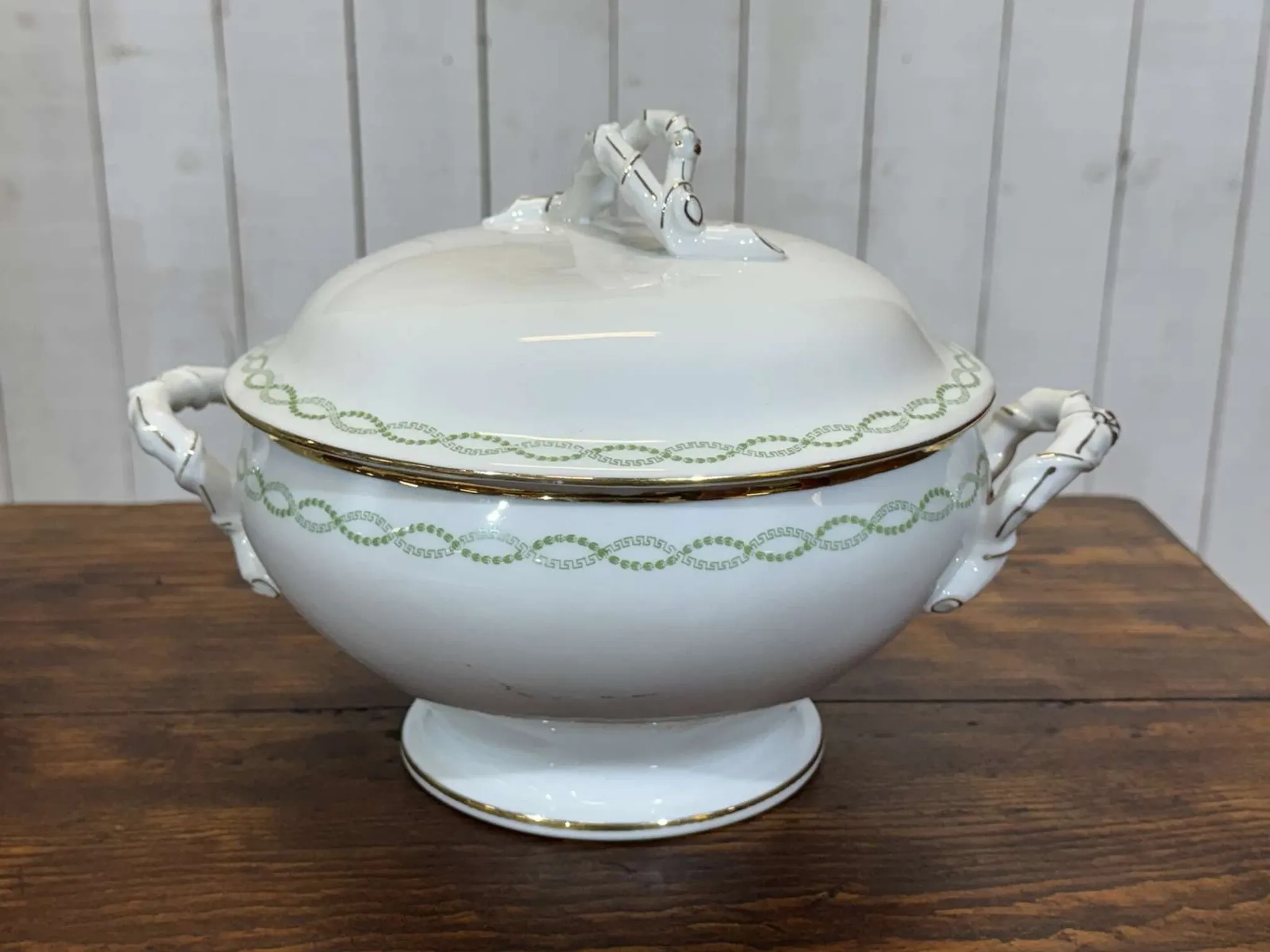 Table service in Limoges porcelain J.B Tricard and Co.