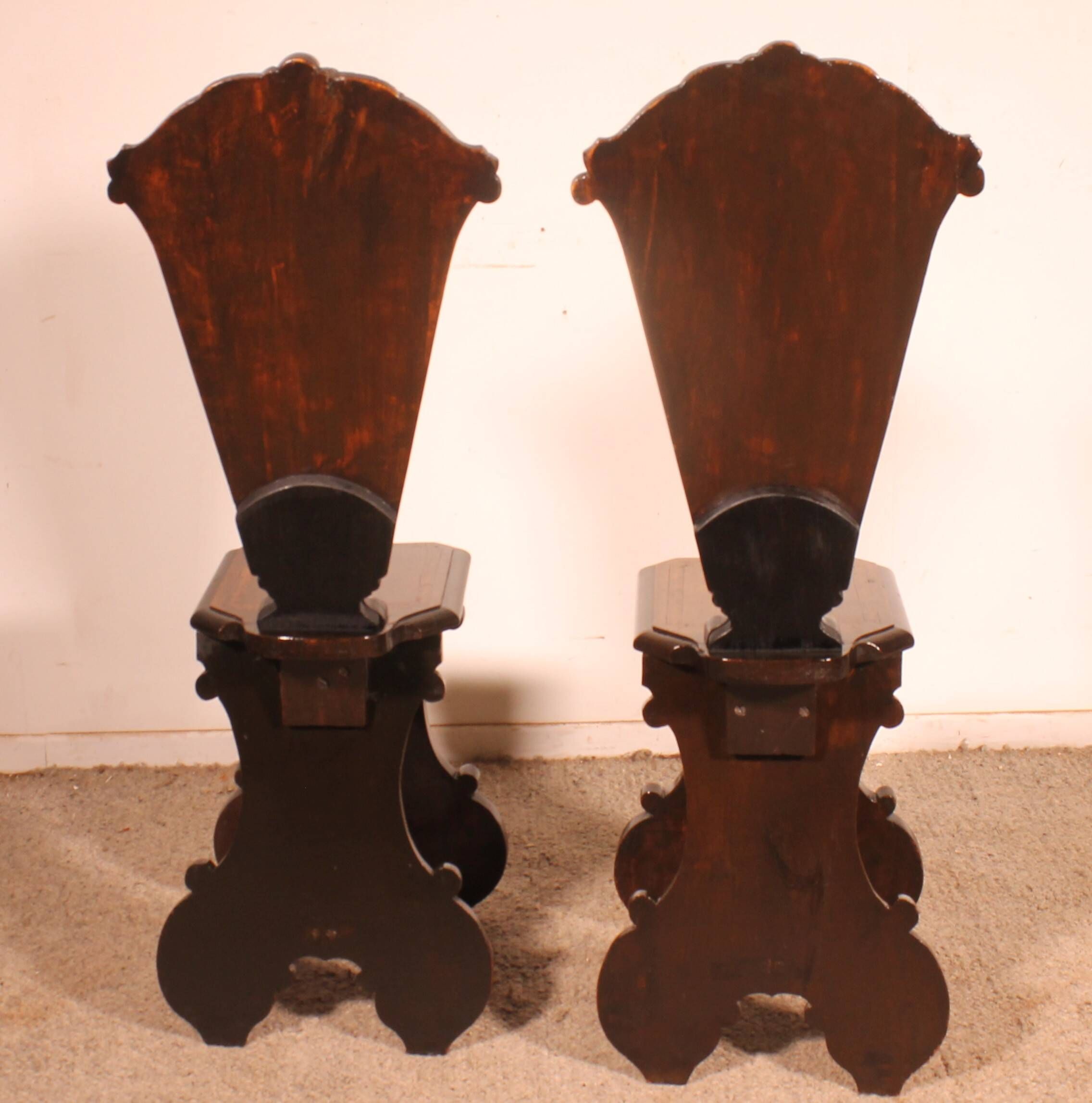 pair of stools in walnut and marquetry - 19th century