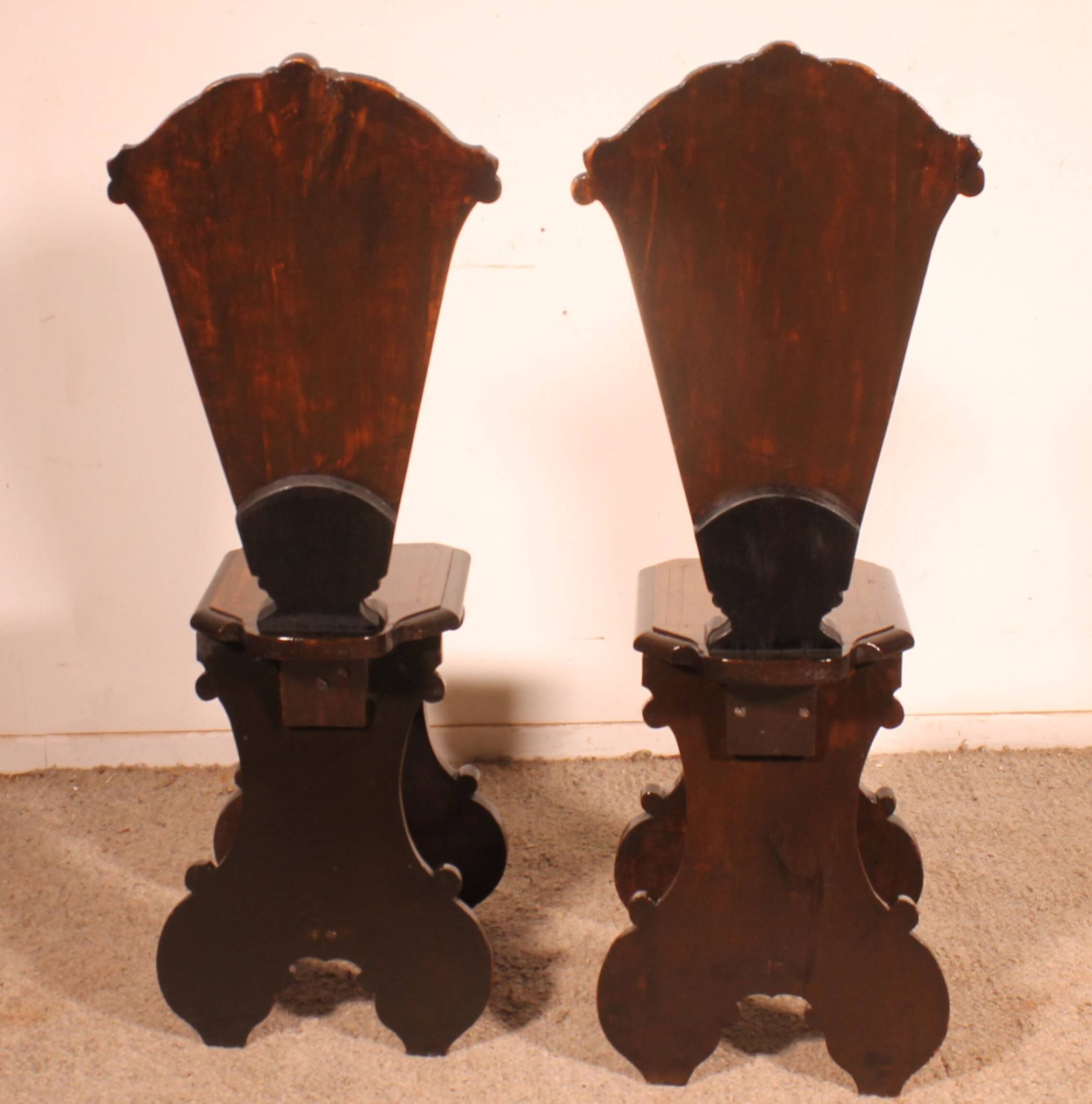 pair of stools in walnut and marquetry - 19th century