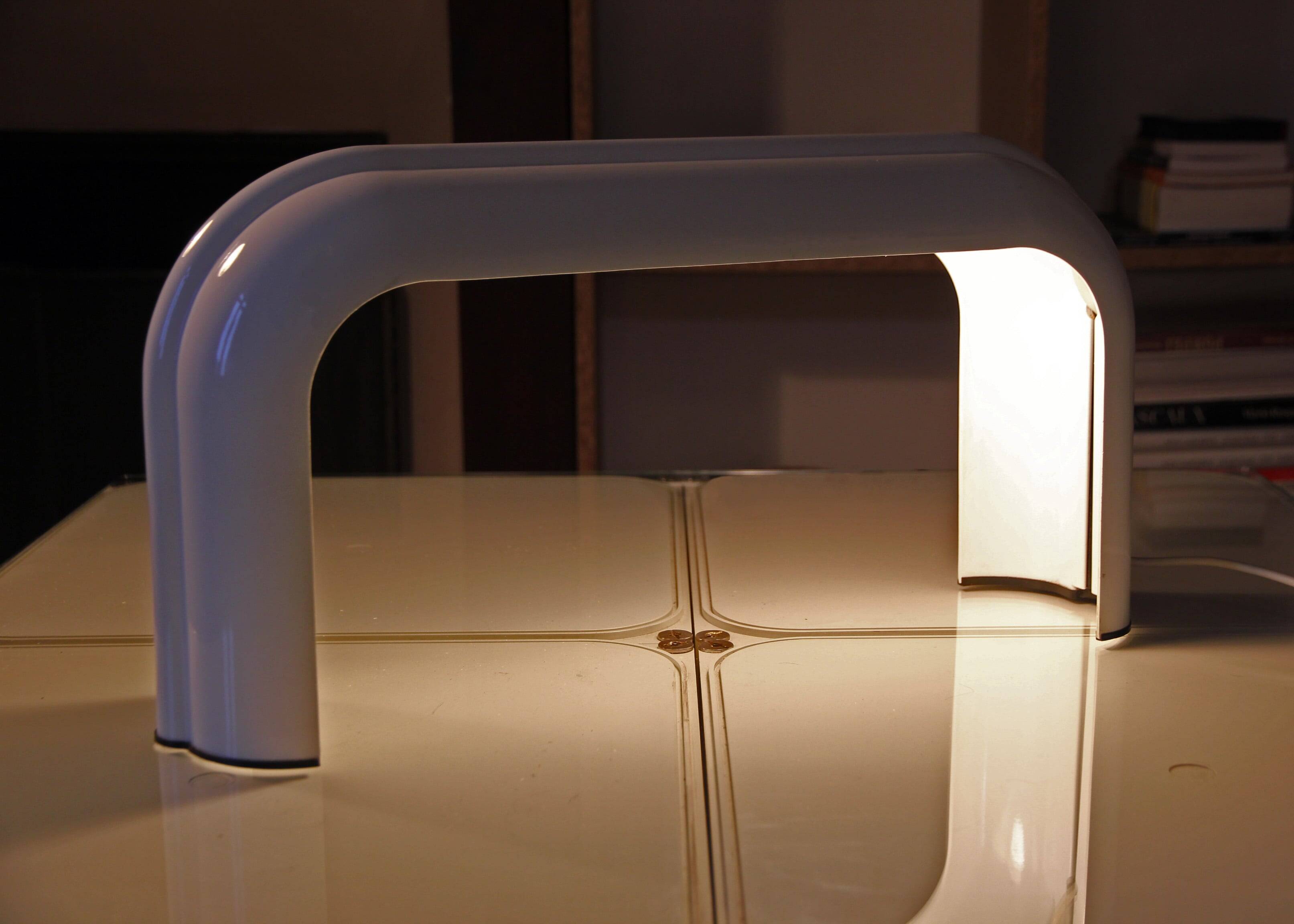 Lampe de table "Eco", par Luciano Annichini, Artemide, 1973