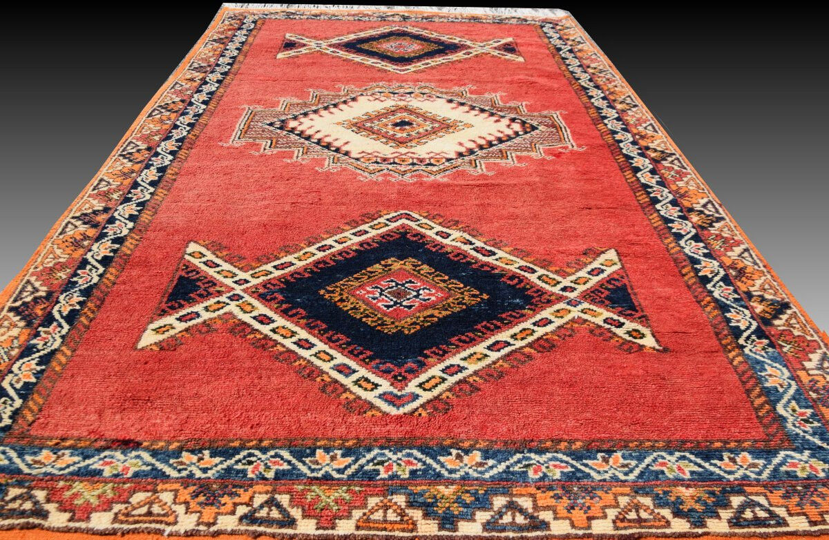 Moroccan Carpet (Taznakht), Middle Atlas: 150x250 cm "Galerie Sardje"