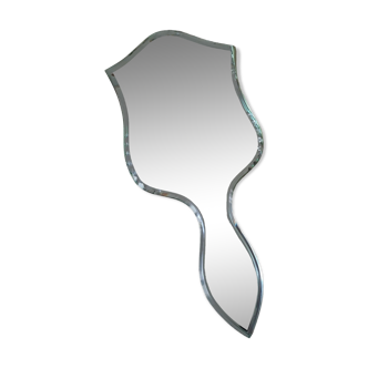 Beveled hand mirror