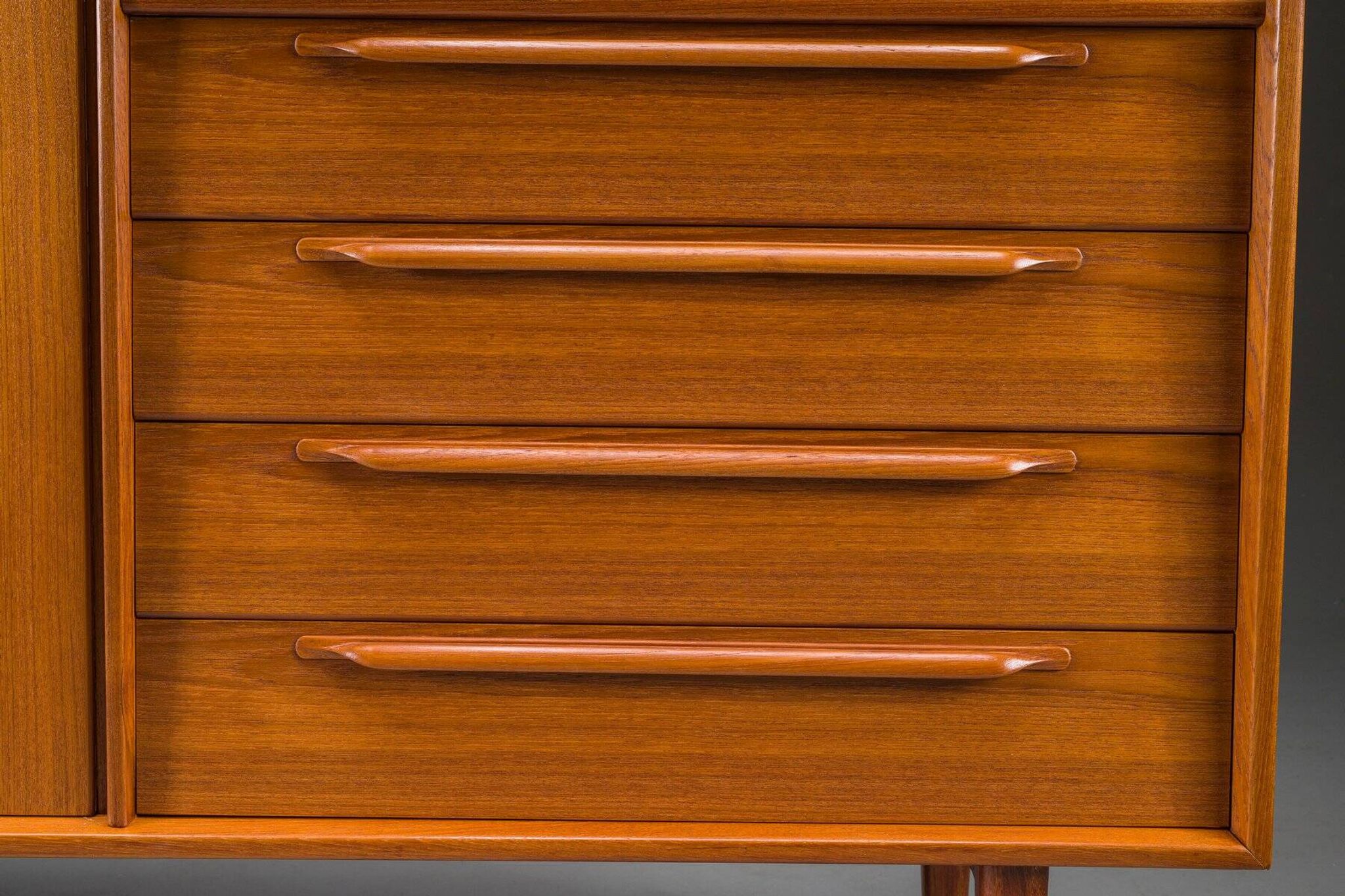Highboard by Heinrich Riestenpatt for RT 200 Möbel, Germany, 1960s