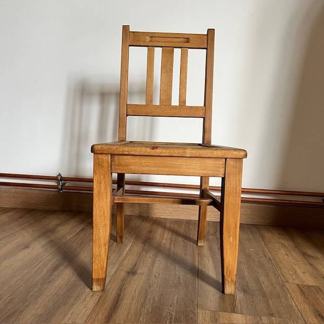Chaise enfant bois