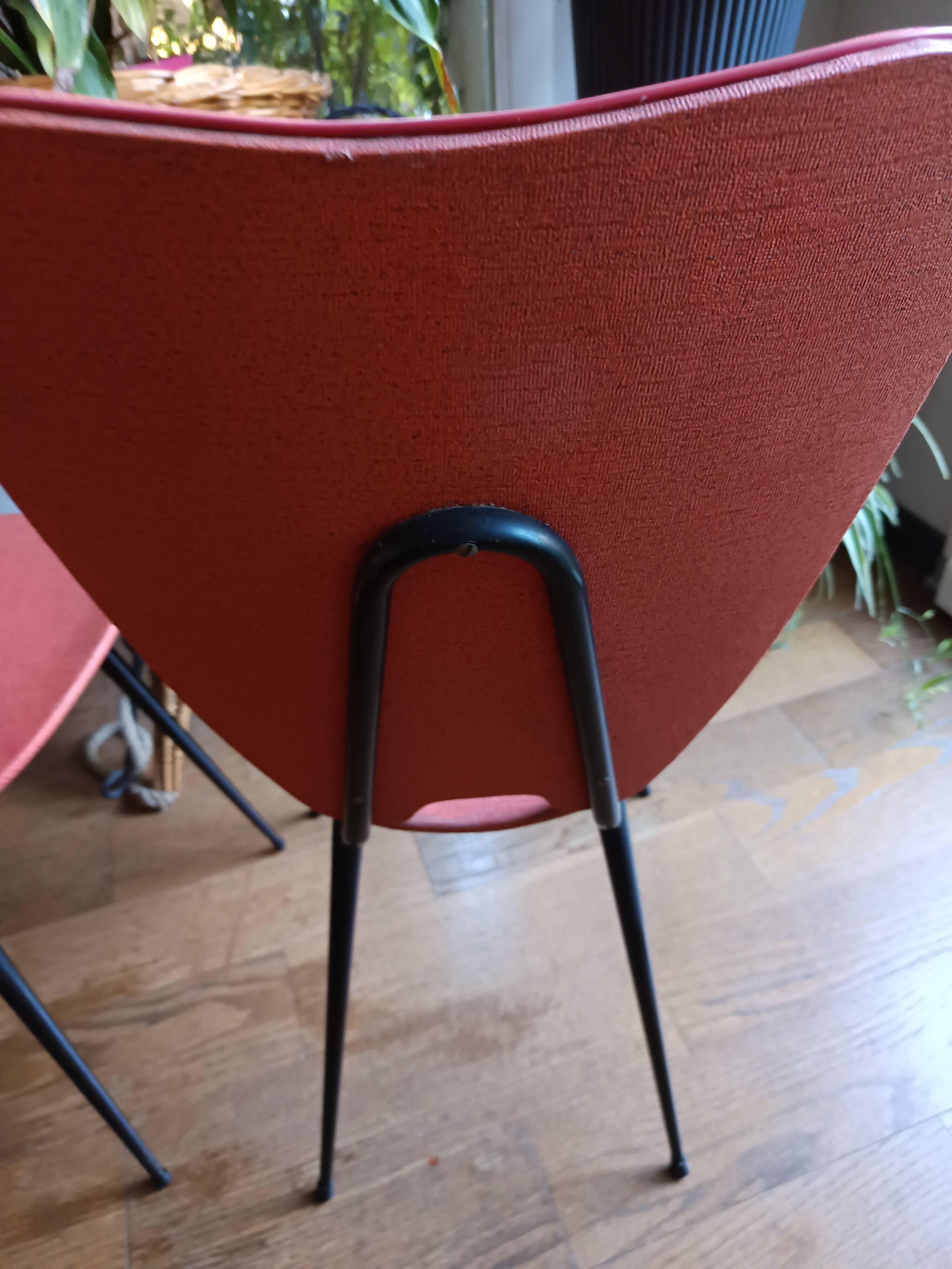 set of 2 red leatherette chairs from the 1960s