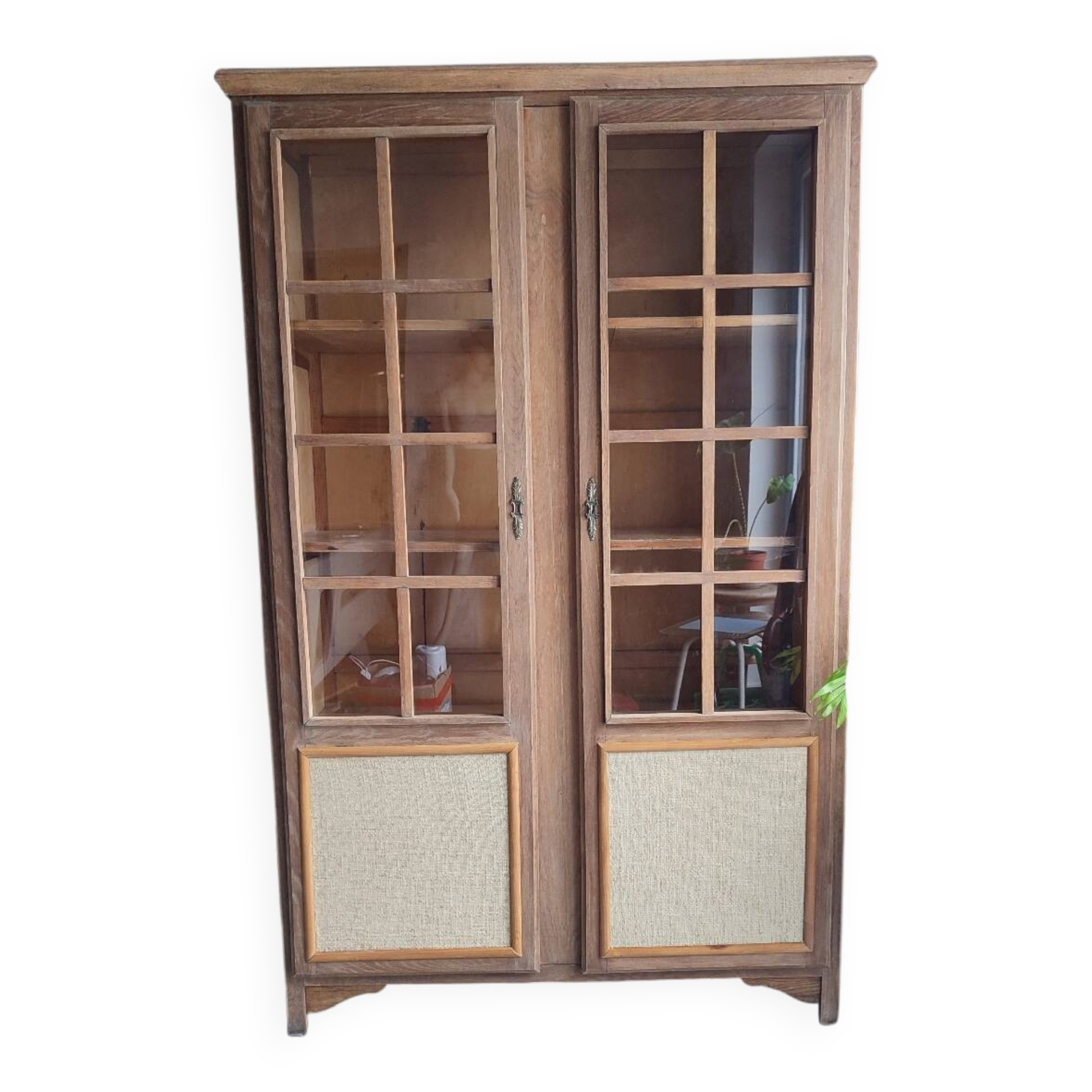 Parisian cabinet display case