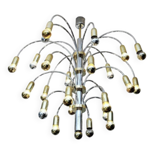 Lustre post moderniste à 24 feux