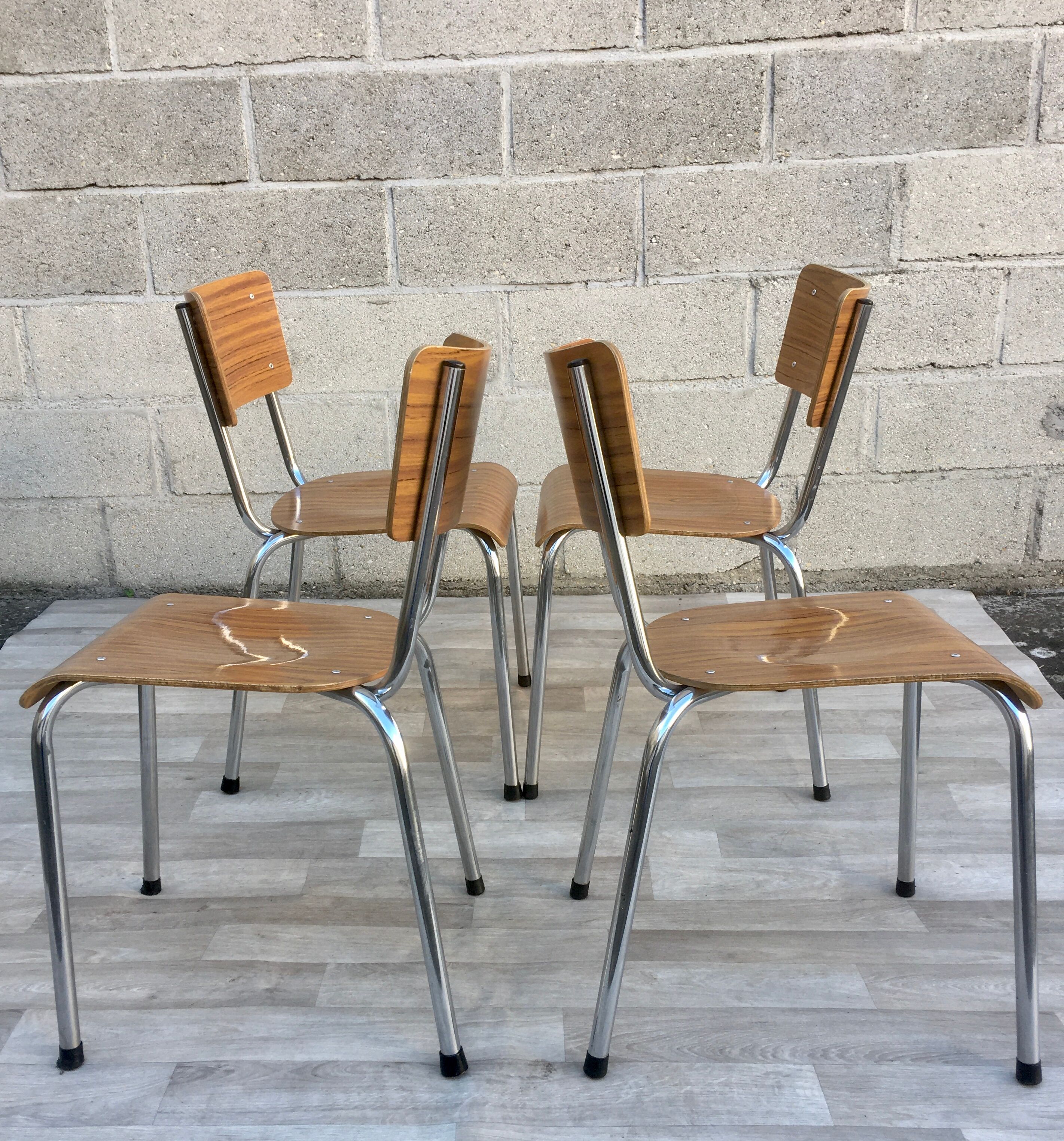 Set of 4 retro chairs in formica