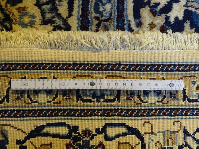 Naïn laine persian carpet - silk circa 1980