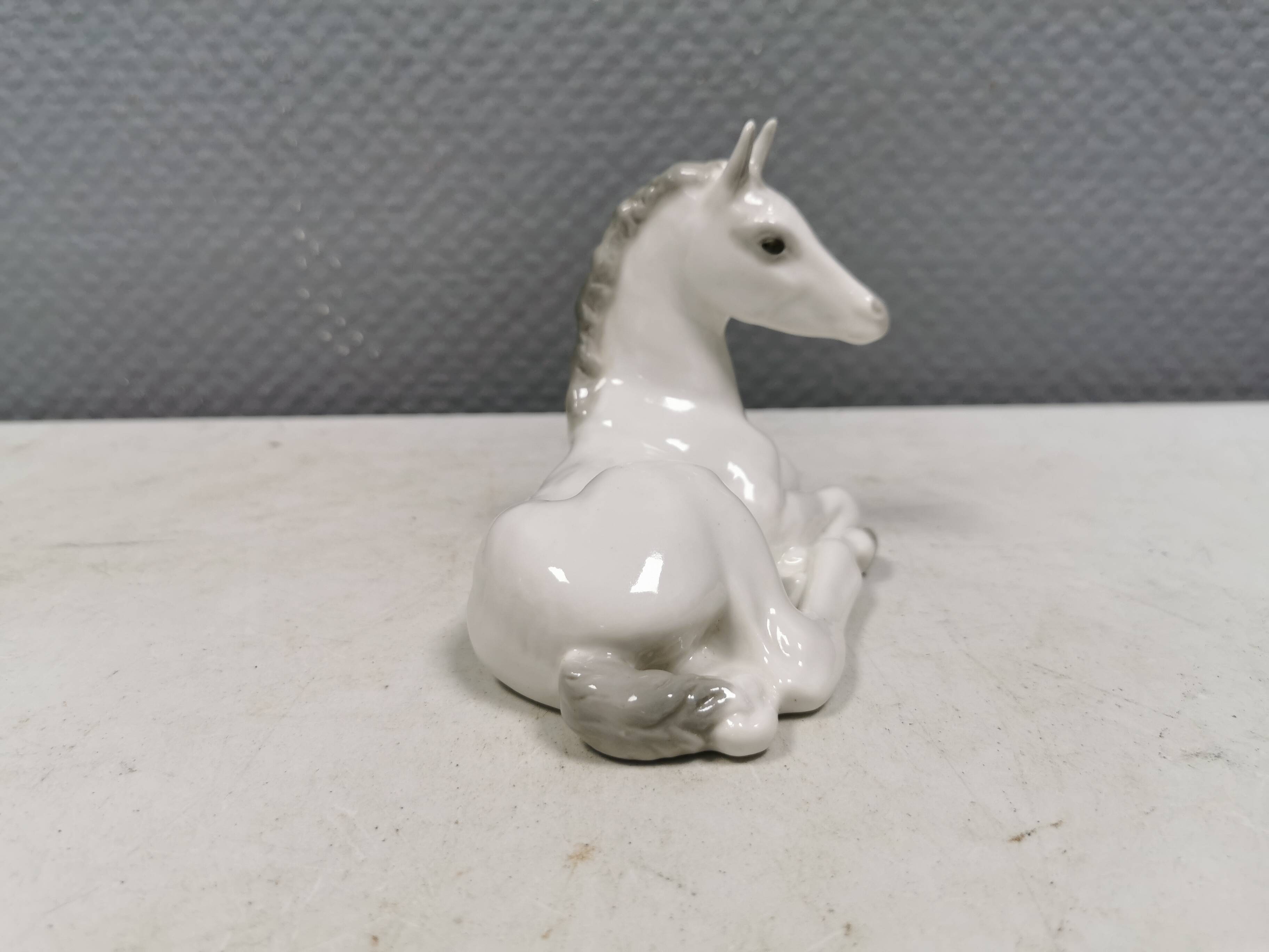 Original lomonosov horse, from before 1989 (ussr stamp under the horse)