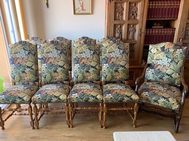8 chairs and 1 Louis XIII style armchair handmade.