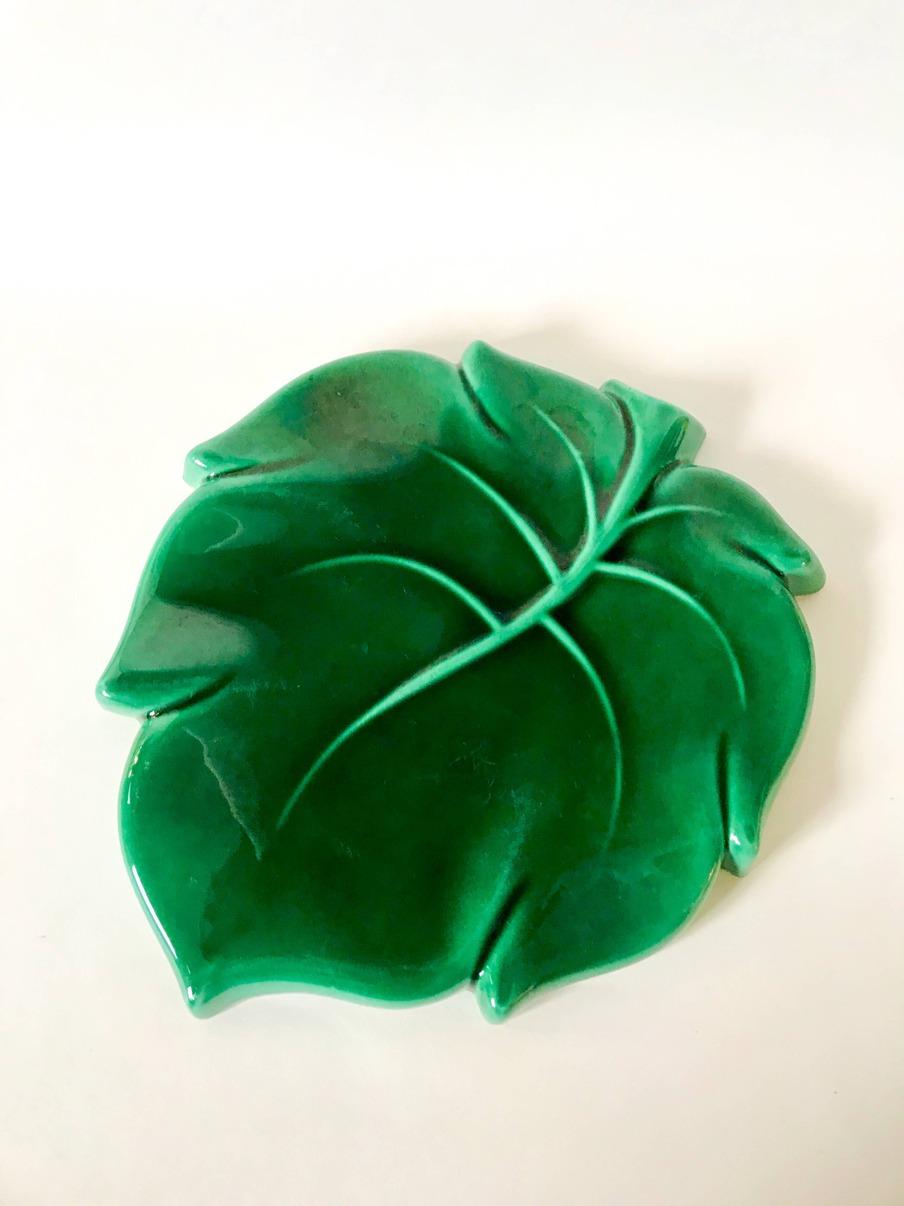 ceramic trivet leaf model Gien 60s