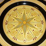 Plat noir et jaune HB Quimper, 36cm