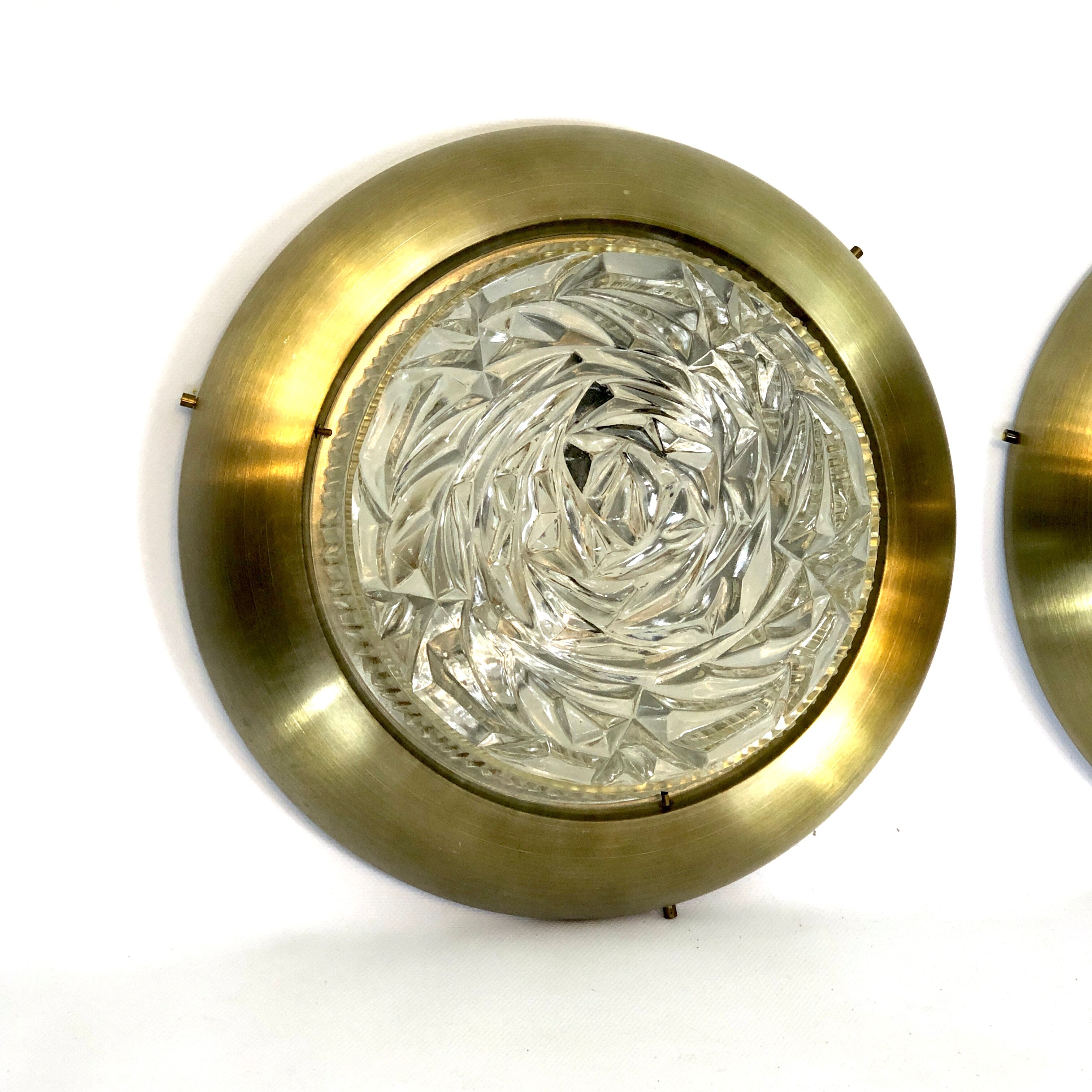 Stilux Milano, Mid-Century gild and glass ceiling lamps or sconces. Set of two