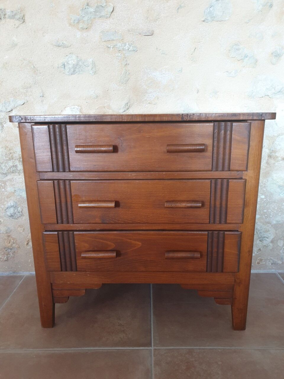 Vintage chest of drawers