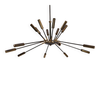 Rare Stilnovo 16-Arm Brass Sputnik Chandelier – 92 cm Diameter – Italy, 195