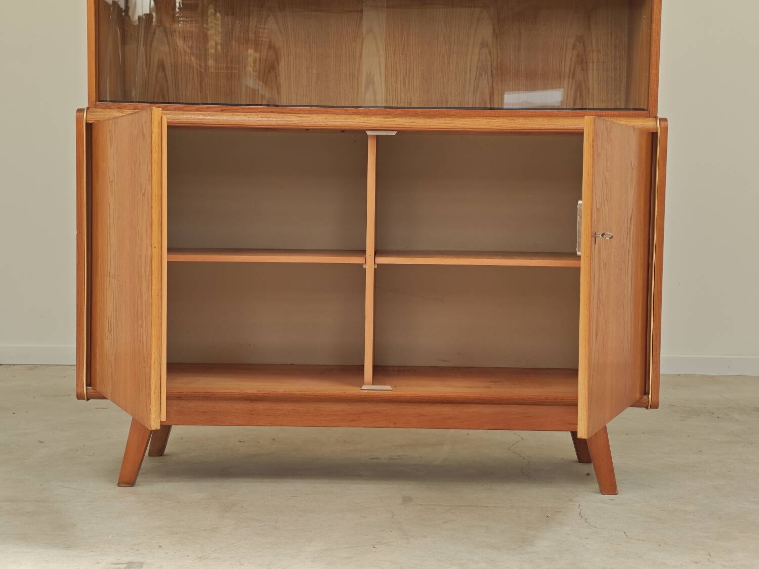 Buffet / Dresser U369/383 by Bohumil Landsman and Hubert Nepozitek for Jitona 1960
