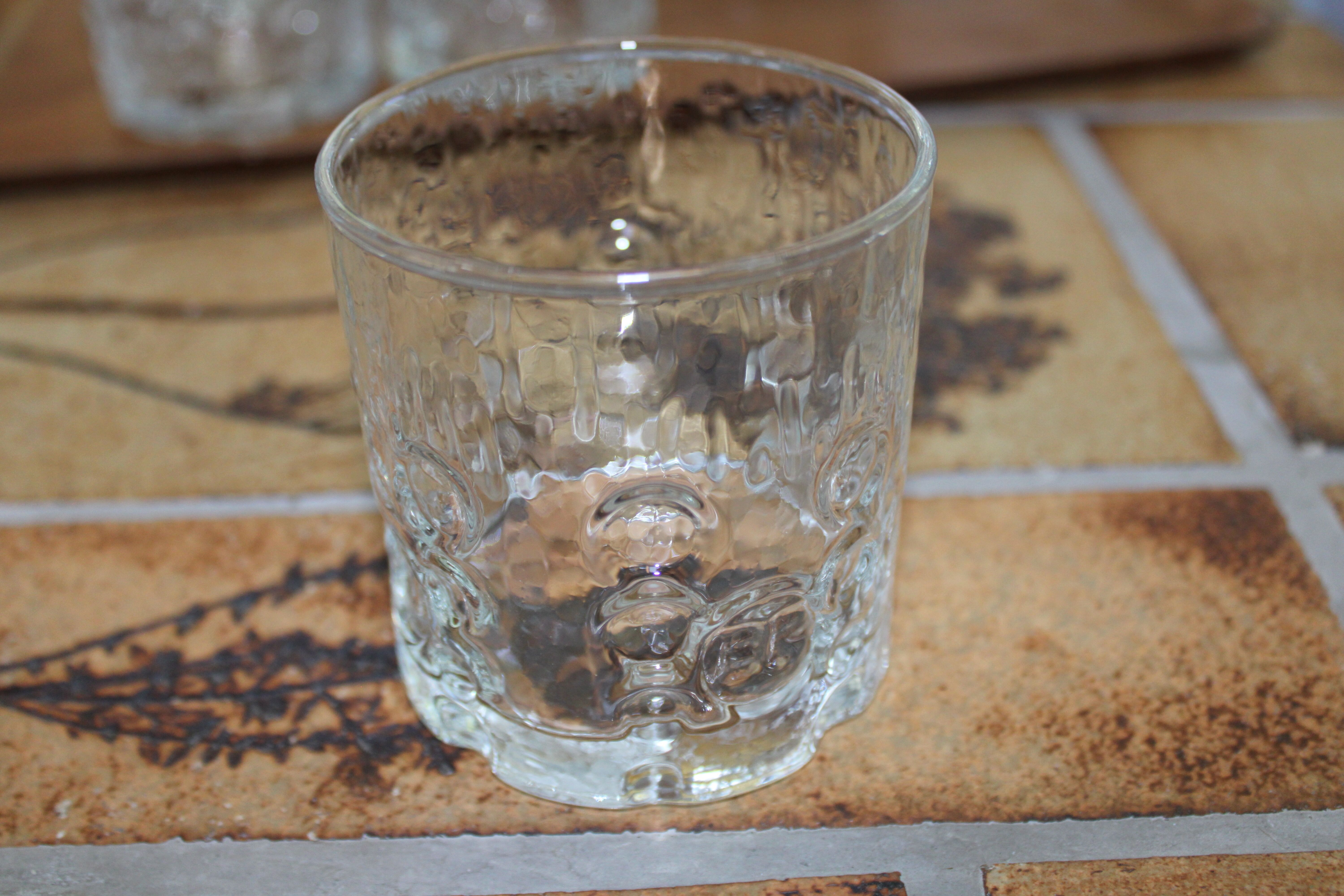 Set of 11 advertising glasses BP 70's