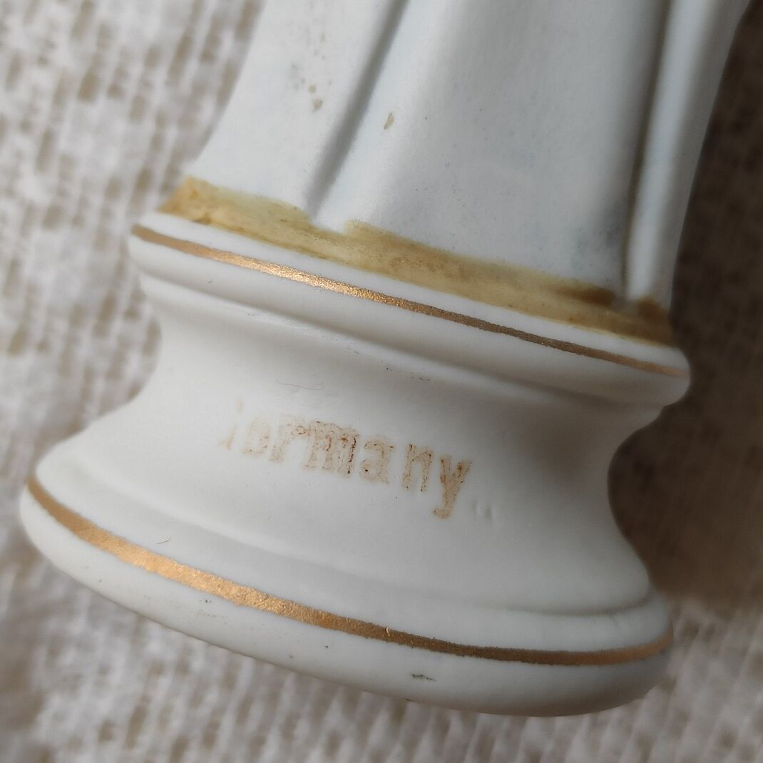 Virgin and child biscuit