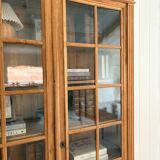 Large display case in solid walnut and oak