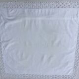 Taie d’oreiller bord crocheté main 78x74cm