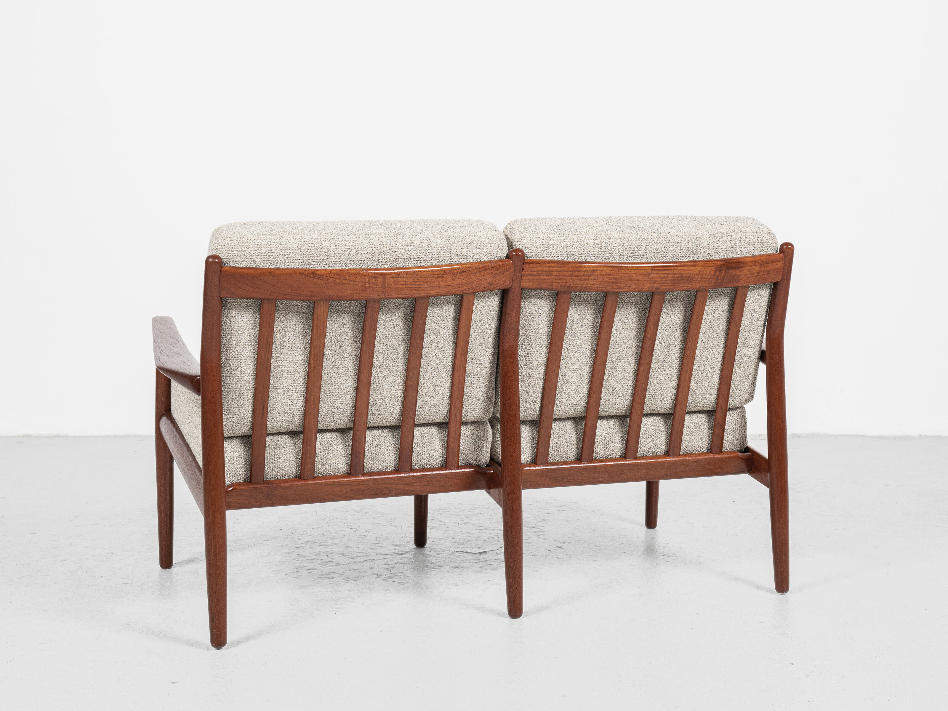 2-seater sofa design Sven Age Eriksen published by Glostrup 1960s.