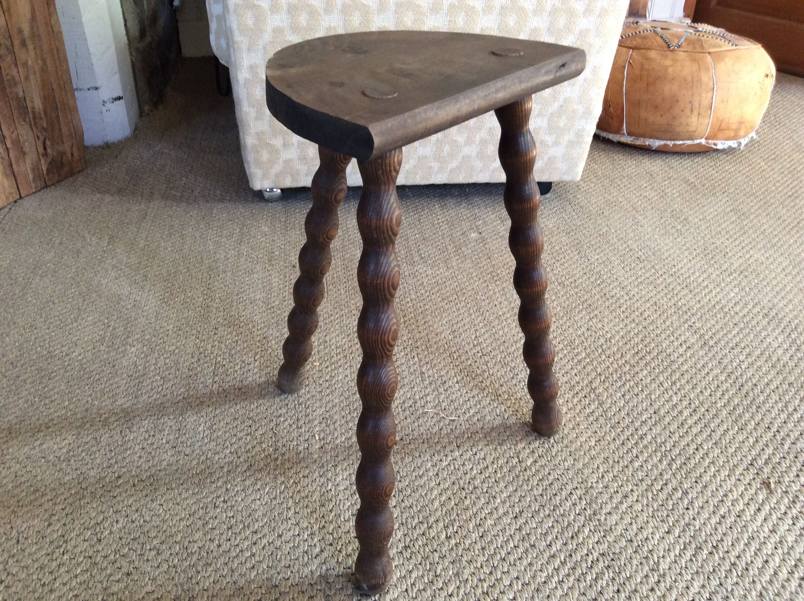 Tripod stool