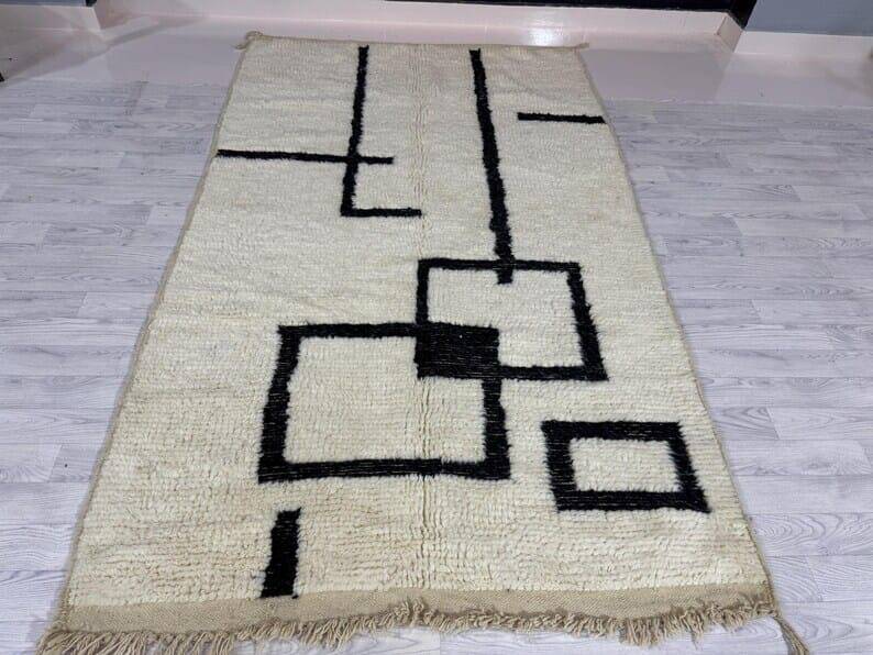 Handmade wool rug size 150 x 250 cm
