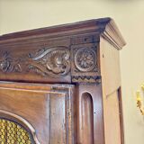 Provençal walnut bookcase from the Louis XVI period, 18th century