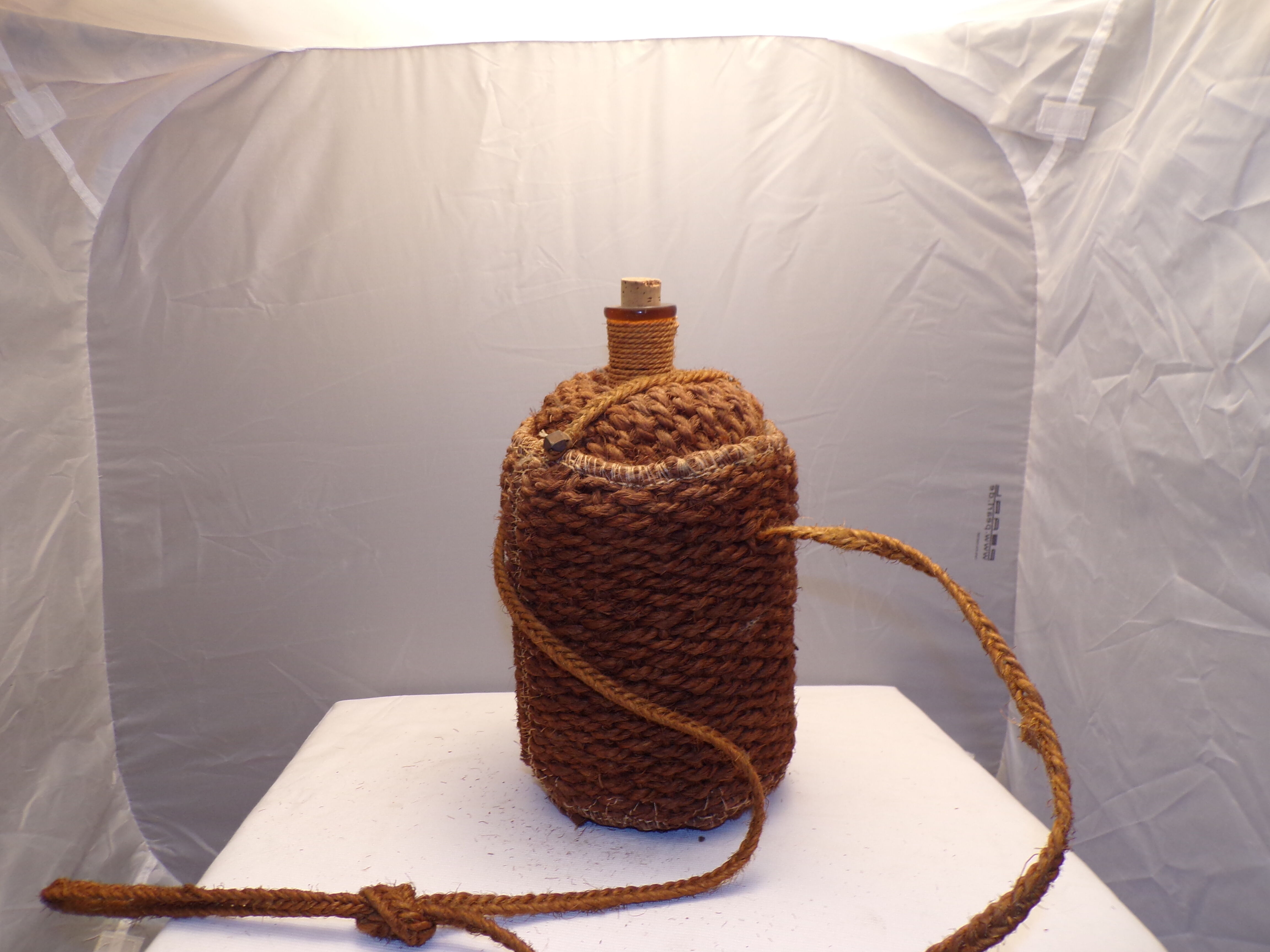 Bottle hemp rope