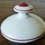 Teapot art deco pattern