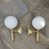 Paire d'appliques de style Art Déco en laiton et verre laiteux, Sölken Leuchten