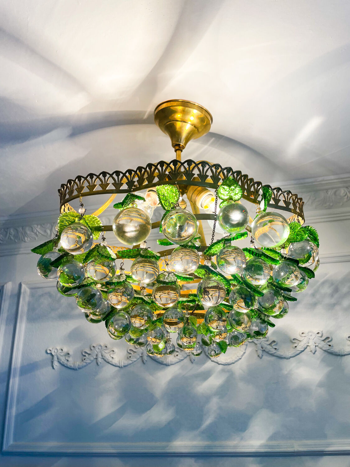 Lustre vintage à feuilles Murano en laiton massif