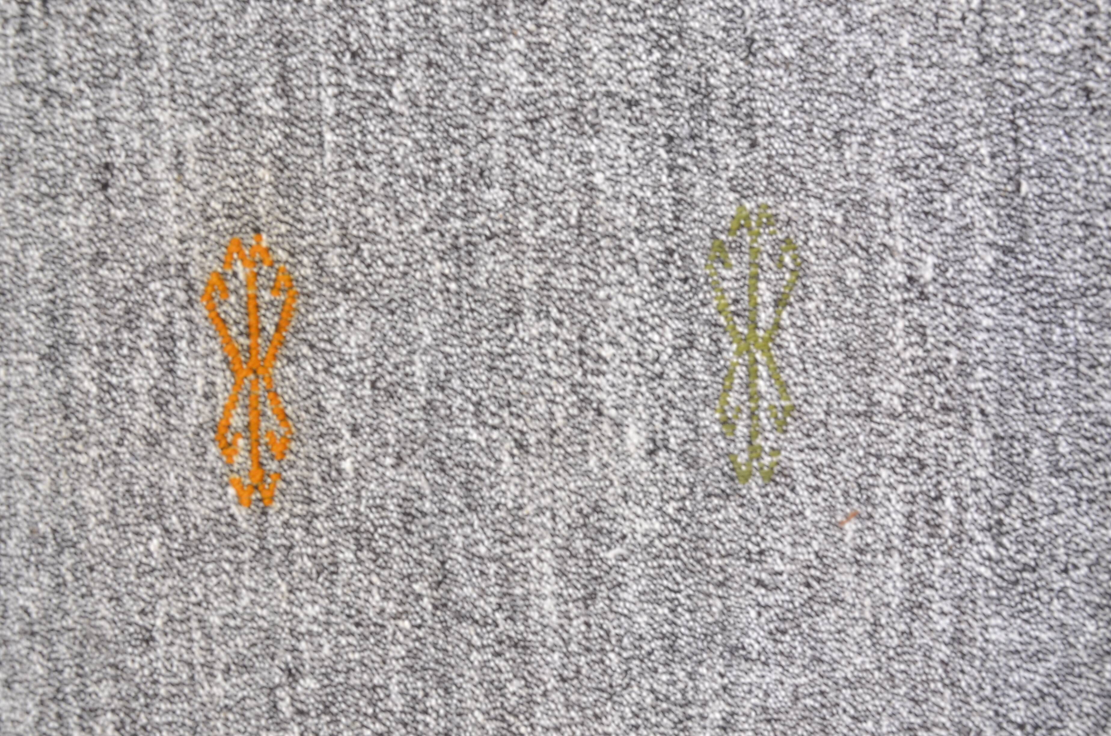 Neutral Vintage Turkish Vintage Kilim Rug skuc256