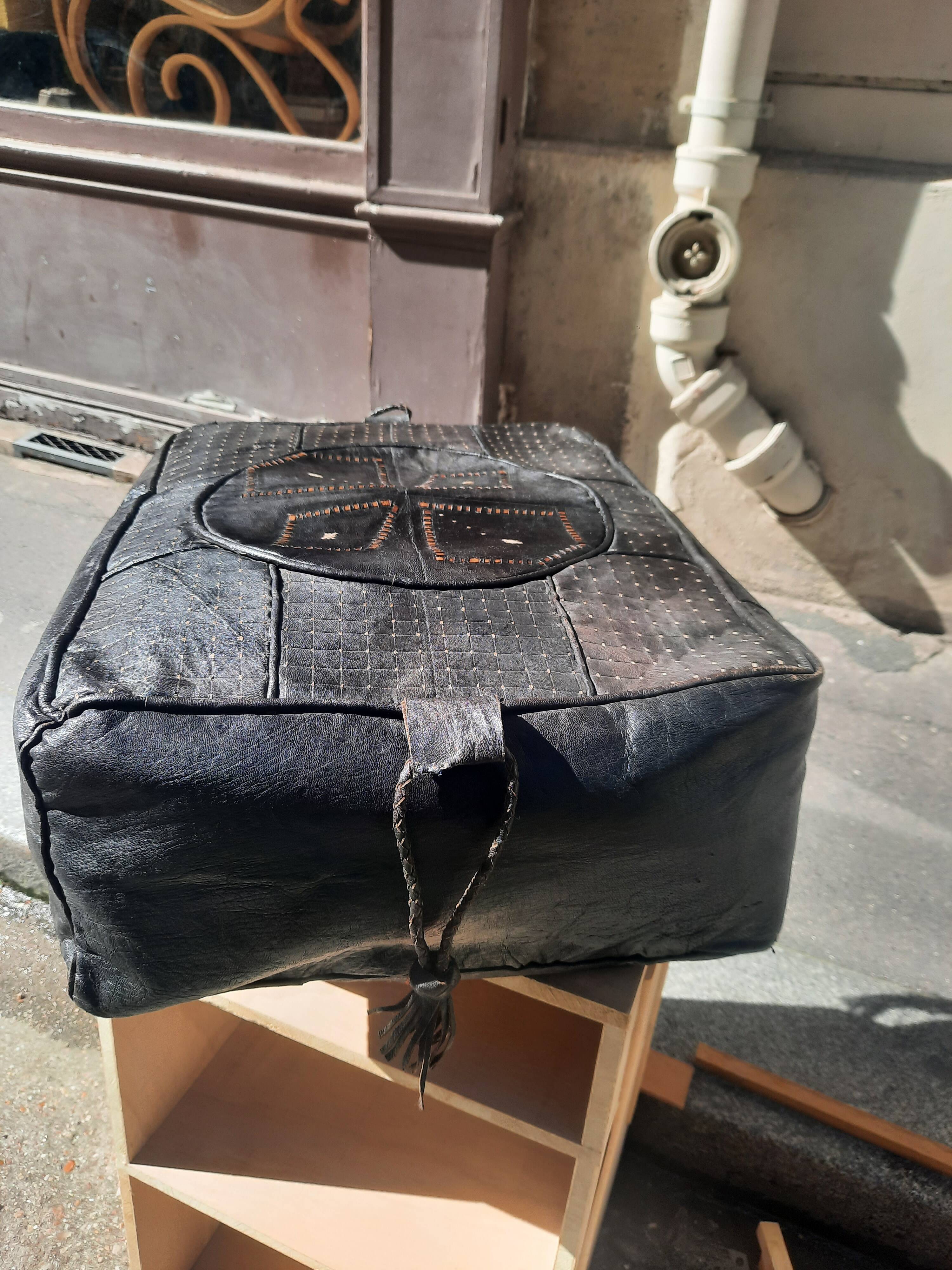 Vintage leather pouf